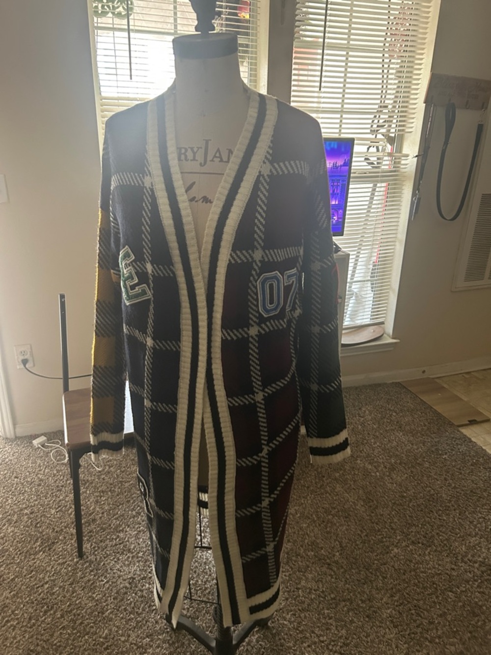 Plaid Long Open-Front Cardigan Sweater - Navy/Cream